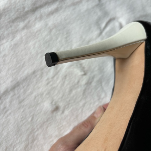 Stuart Weitzman heels, size 7 - Picture 9 of 11